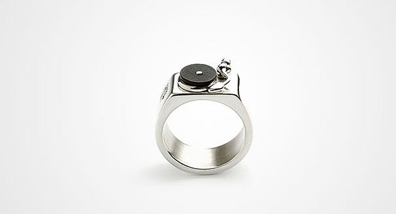 Самые необычные и уникальные кольца | Кольцо для ди-джеев.