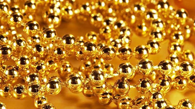 Интересные факты о драгоценностях | Чистое золото всегда желтое, и меняет цвет только если к нему добавляют другие металлы.