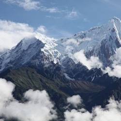 Гималайское ущелье могло быть образовано наводнениями библейского масштаба