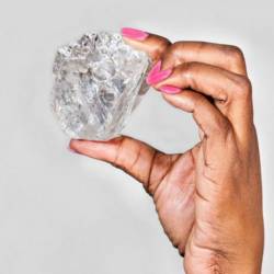 Второй по величине алмаз в истории найден в Ботсване