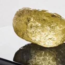 В Северной Америке обнаружен алмаз небывалых размеров
